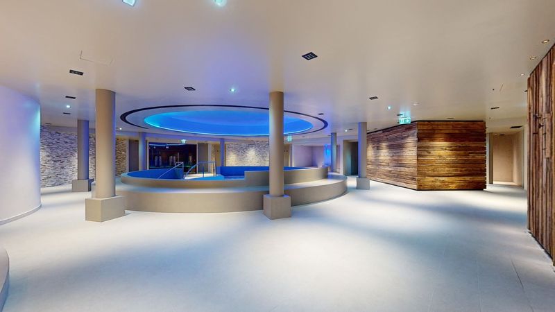 LES BAINS DE SAILLON visual data 3